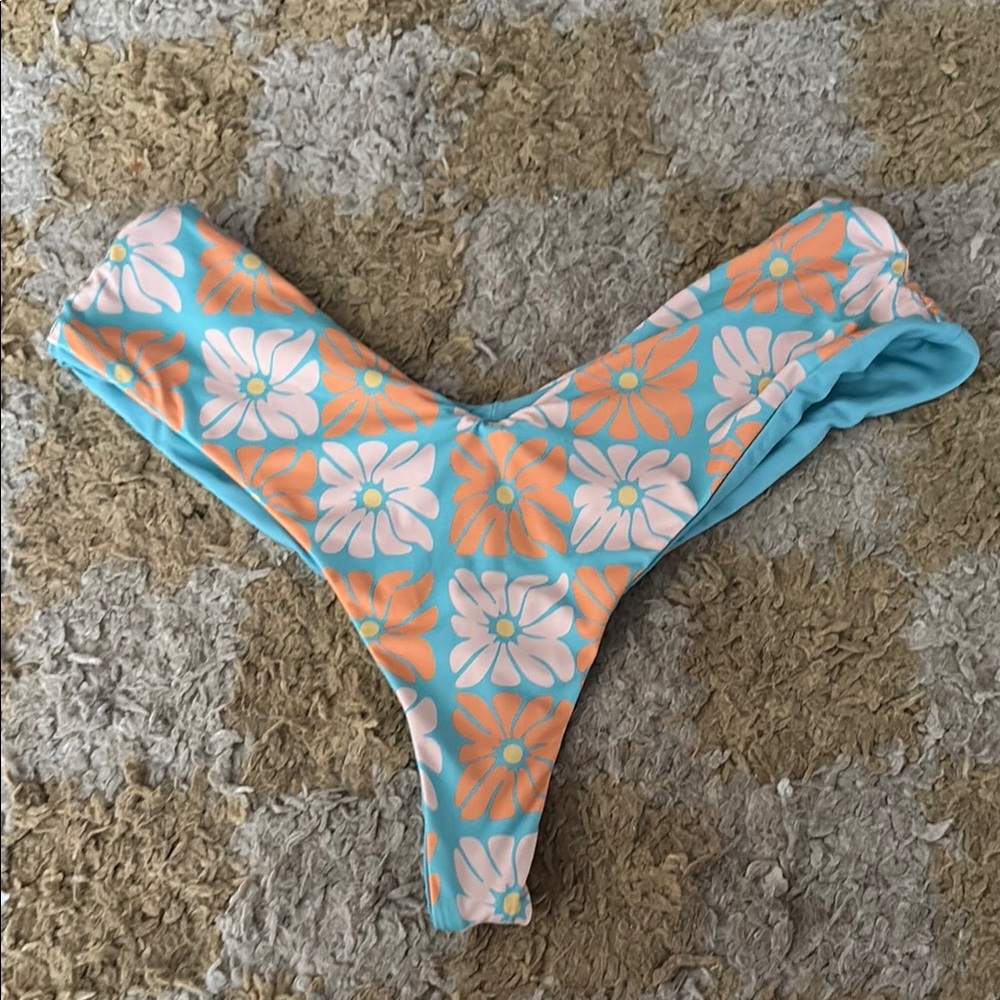 Dippin Daisys reversible swim bottoms